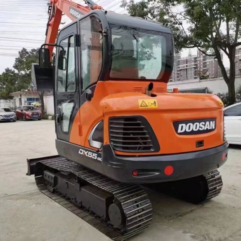 Used Doosan Digger  DX55  Secondhand 5.5ton Small Type Mini Crawler Excavator