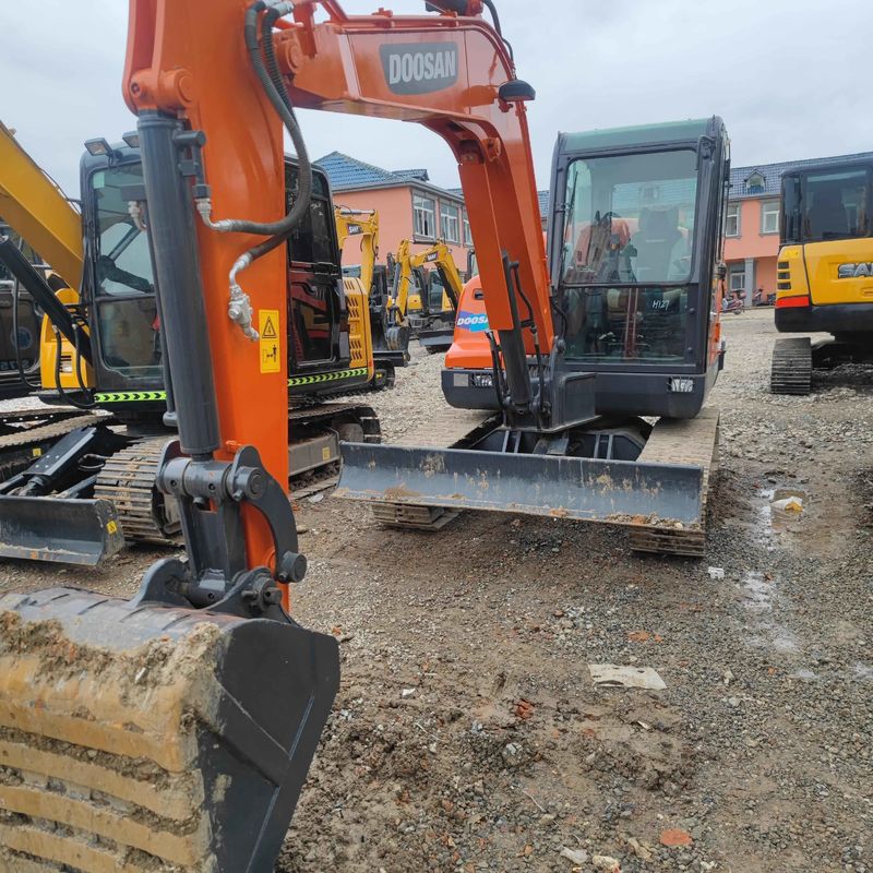 Used Doosan Digger  DX60  Secondhand 6ton Small Type Mini Crawler Excavator