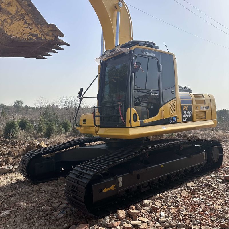 Secondhand Komatsu Excavator PC240-8 Used 24ton Medium Type  Crawler Digger
