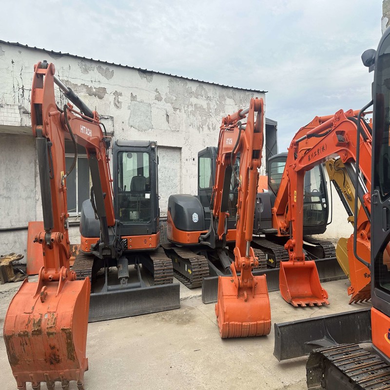 5 Ton Used Crawler Excavator Repossessed Mini Hitachi ZX50U 29.8kw with 0.17m3 bucket