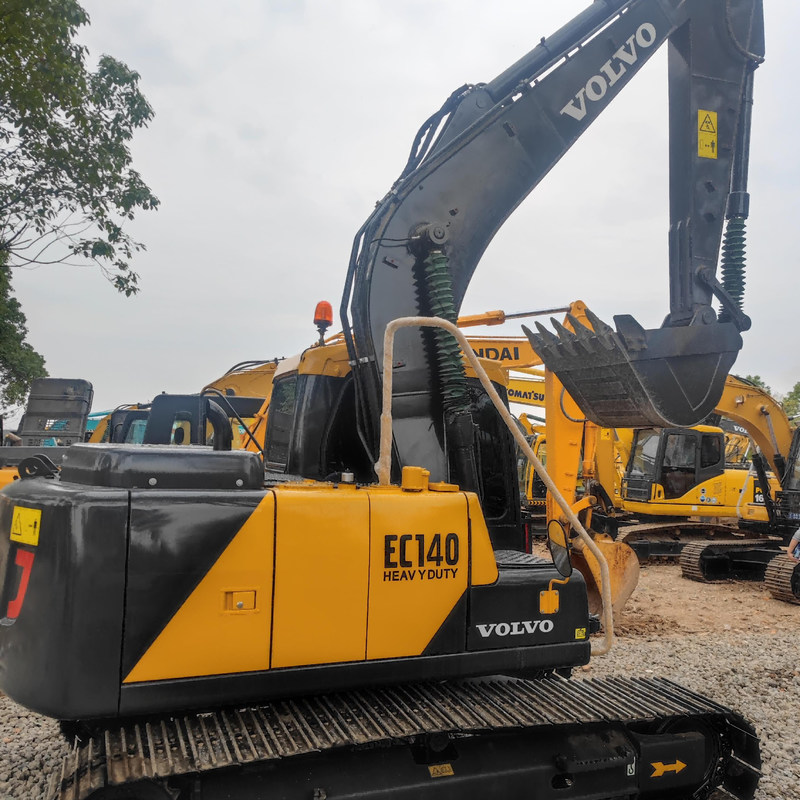 Secondhand Excavator Machinery Trader Used VOL EC140 14 Ton Crawler Digger 77.4kw