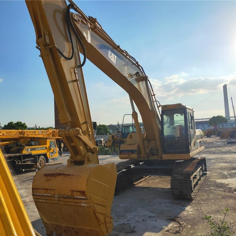 2nd Hand CAT 325BL Excavator Machinery Trader 25 Ton 125.3kw with 1.1m3 bucket