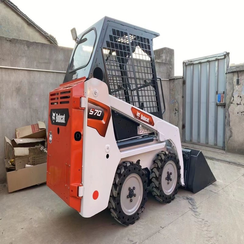 BobS70 Used Skid Steer Heavy Equipment Loader Mini S70 10.1km/h  17.5KW