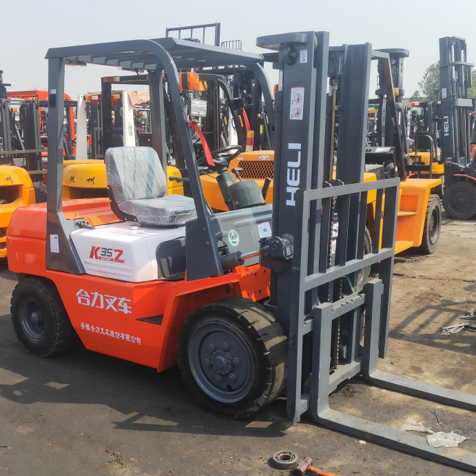 Diesel Heli K35 Used Forklift 3.5 Ton Ergonomic Design Maximum lifting height 3m