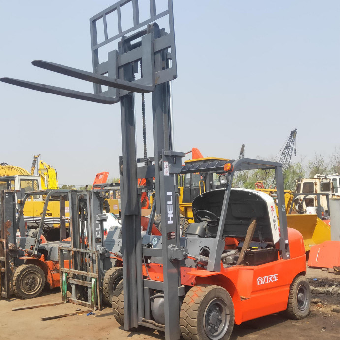 2nd Hand K50 Heli 5 Ton Forklift Tripod Lift For Warehouse Maximum lifting height 3m