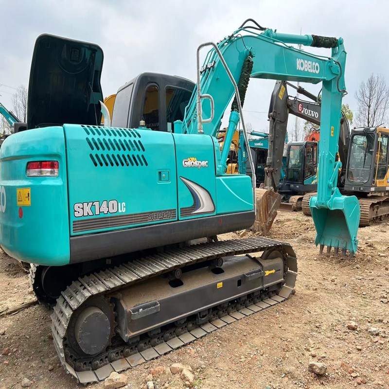 Used Kobelco Digger  SK140  Secondhand 14ton Small Type Crawler Excavator 74kw