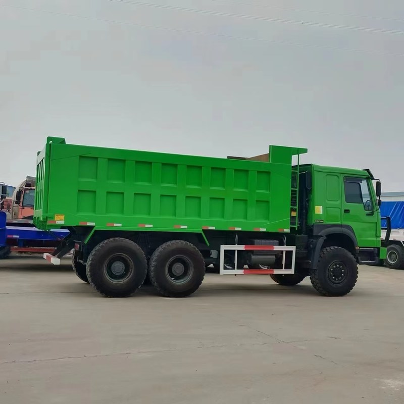 Used Dump Truck Howo 371hp Sinotruk Howo 6x6 Tipper 6 Wheeler manual diesel