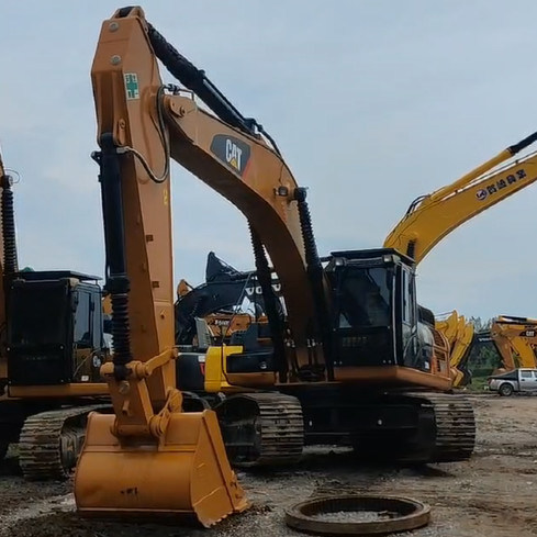 Big Used Excavator CAT  330D2 30 Ton Crawler Digger 156kw with 1.54m3 bucket