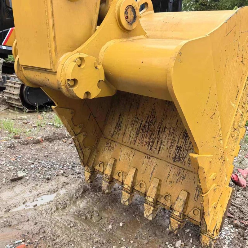Big Used Excavator CAT 340D2 40 Ton Crawler Digger 208kw with 1.9m3 bucket