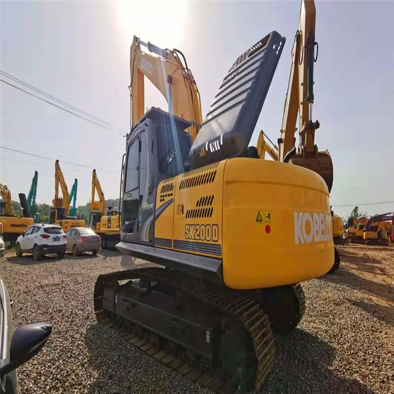 Used Kobelco Digger  SK200-8 Secondhand 20ton Big Type Crawler Excavator 114kw
