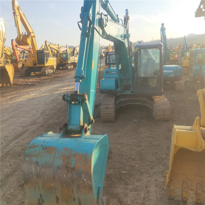 Used Kobelco Digger  SK130  Secondhand 13ton Small Type Crawler Excavator 74kw