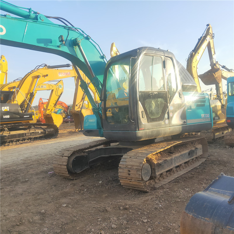 Used Kobelco Digger  SK130  Secondhand 13ton Small Type Crawler Excavator 74kw