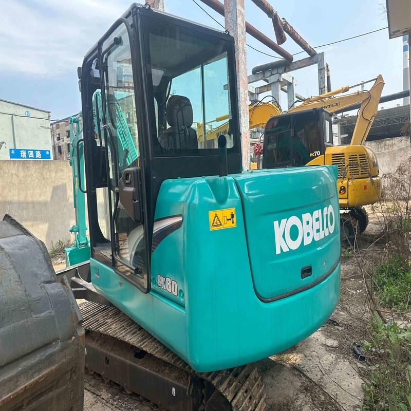 Used Kobelco Digger  SK60  Secondhand 6ton Small Type Mini Crawler Excavator 35.5kw