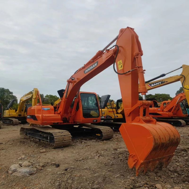 Used Doosan Digger  DX150LC  Secondhand 15ton Medium Type Crawler Excavator