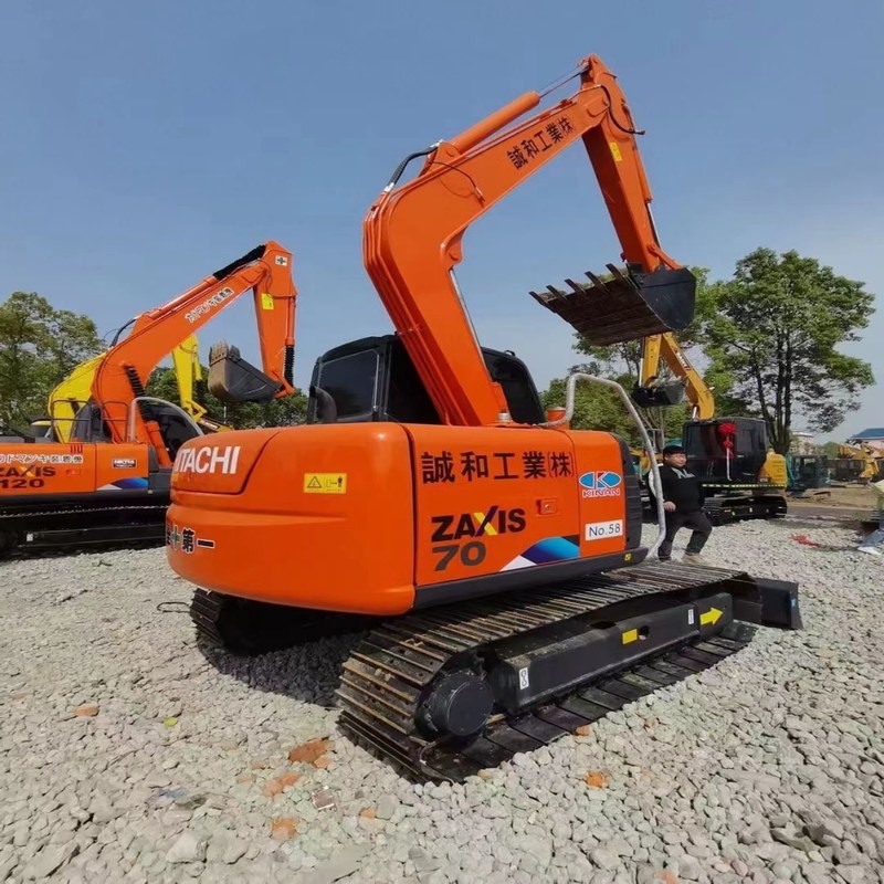 Used Mini Excavator Hitachi ZX70 Secondhand 7t Original Crawler Tracked Digger 39kw