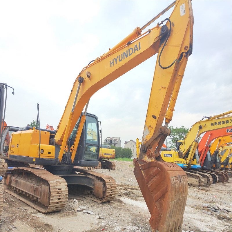 Secondhand Hyundai Excavator R225LC-7  Used 22ton Medium Type  Crawler Digger 112kw