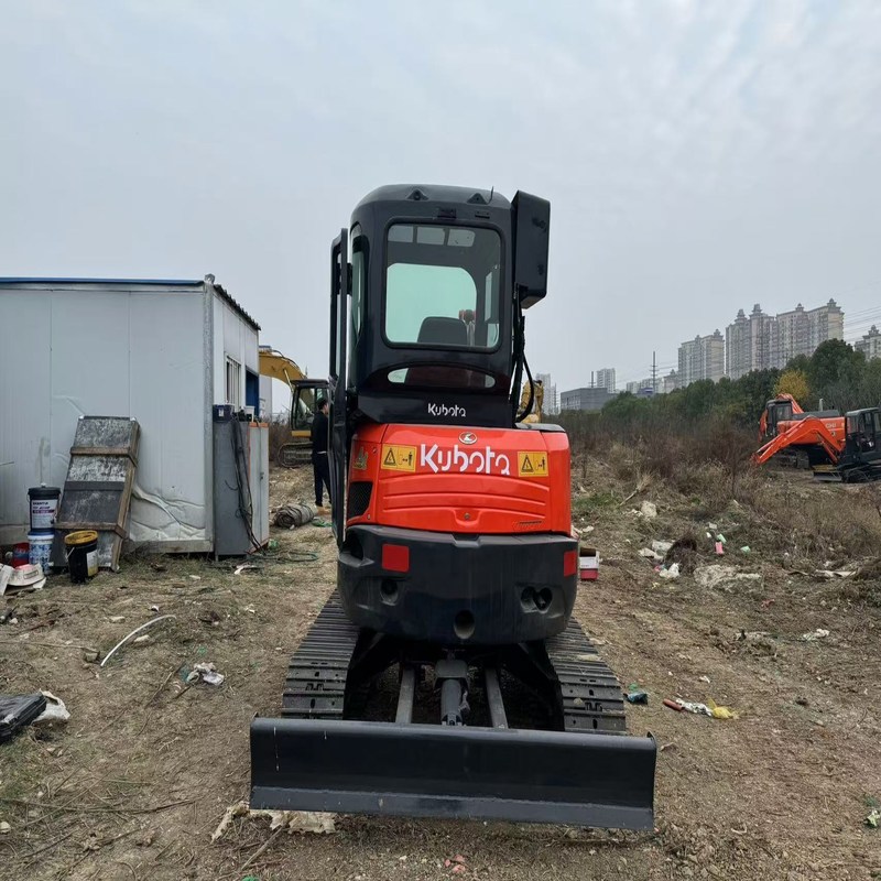 Secondhand Kubota Digger U35 Used 3.5ton Small Type Mini Crawler Excavator 18.5kw
