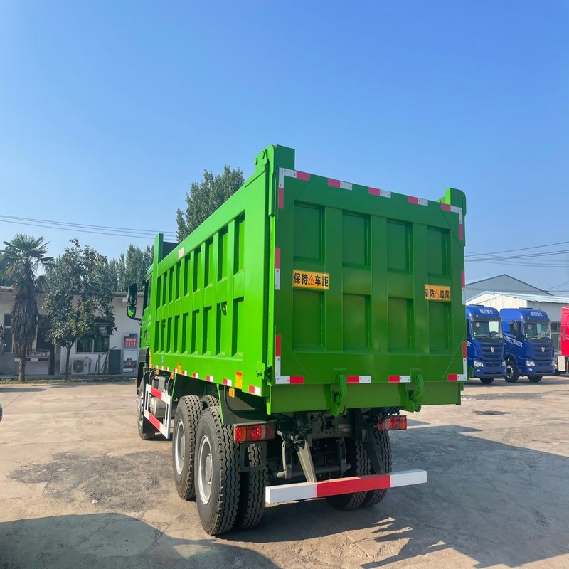 Used Dump Truck Howo G7 Sinotruk Howo 6x4 Tipper 10 Wheeler manual diesel