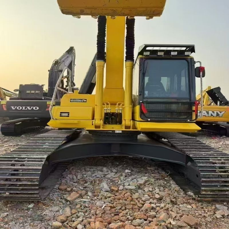 Secondhand Komatsu Excavator PC240 Used 24ton Medium Type  Crawler Digger