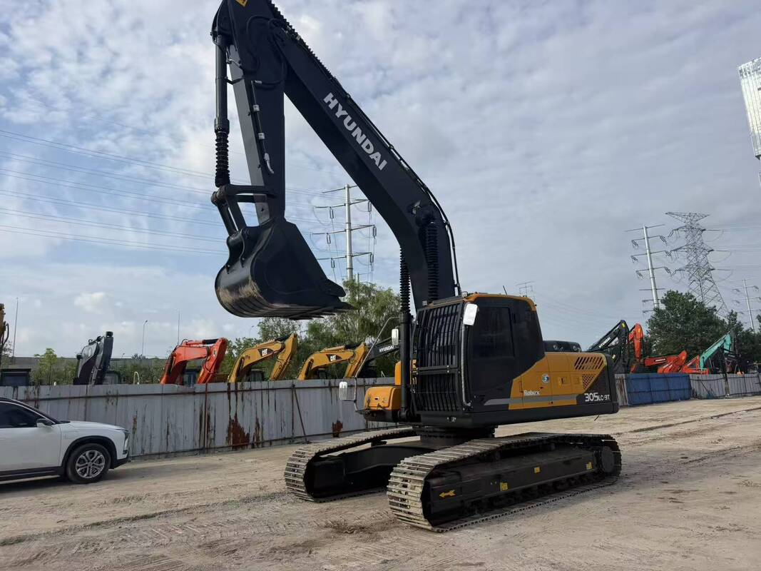 Used Hyundai Digger  R305LC-9T  Secondhand 30.2ton  Crawler Excavator 196kw with 1.38m3 bucket