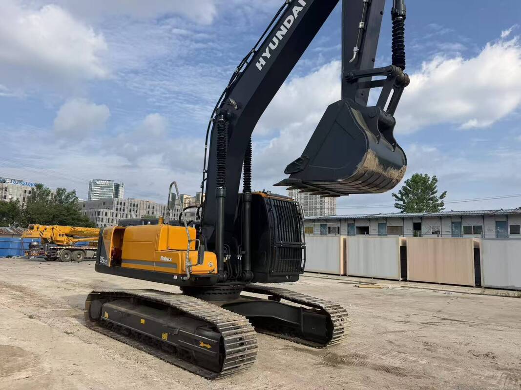 Used Hyundai Digger  R305LC-9T  Secondhand 30.2ton  Crawler Excavator 196kw with 1.38m3 bucket