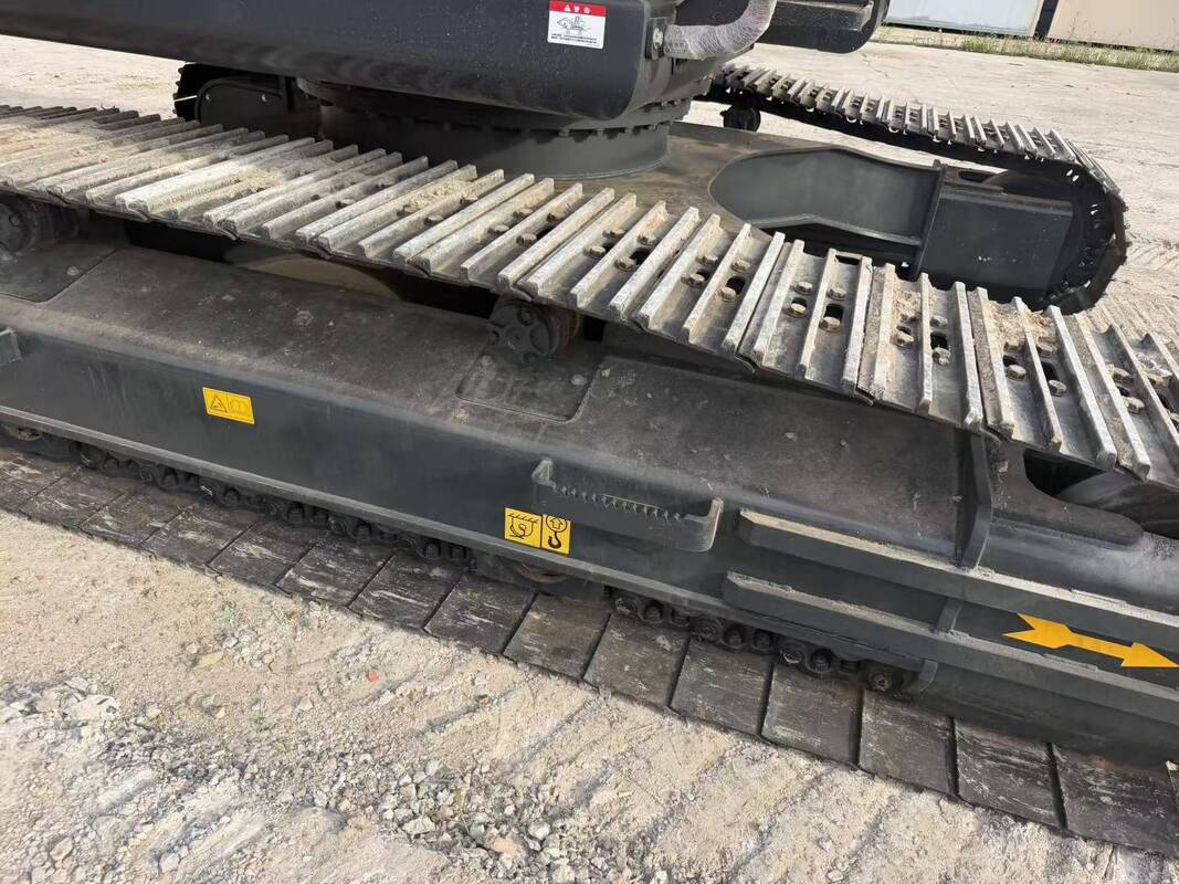 Used Hyundai Digger  R305LC-9T  Secondhand 30.2ton  Crawler Excavator 196kw with 1.38m3 bucket